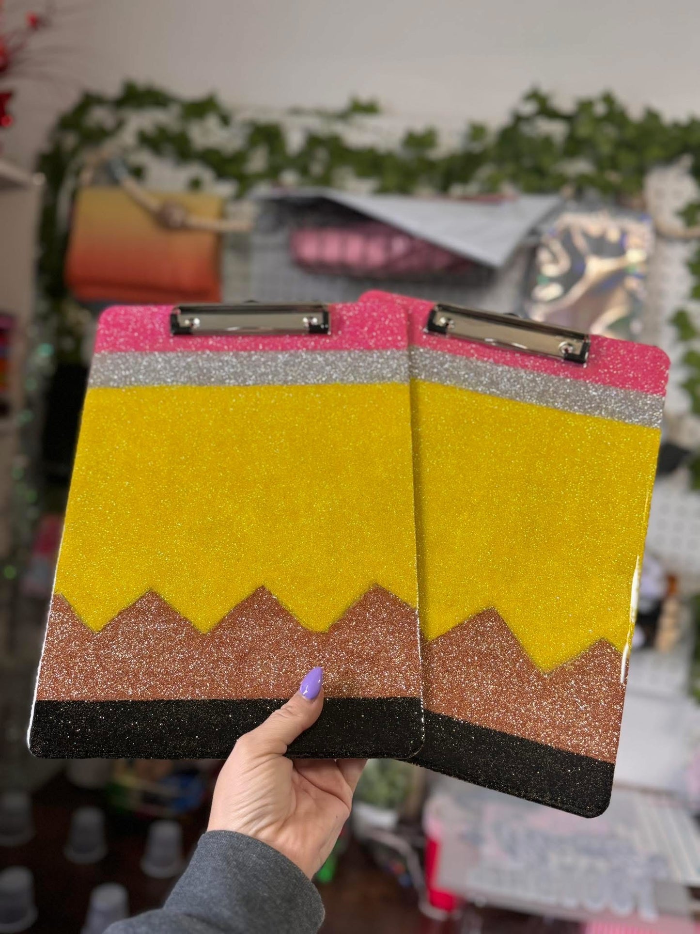 CUSTOM GLITTER CLIP BOARD