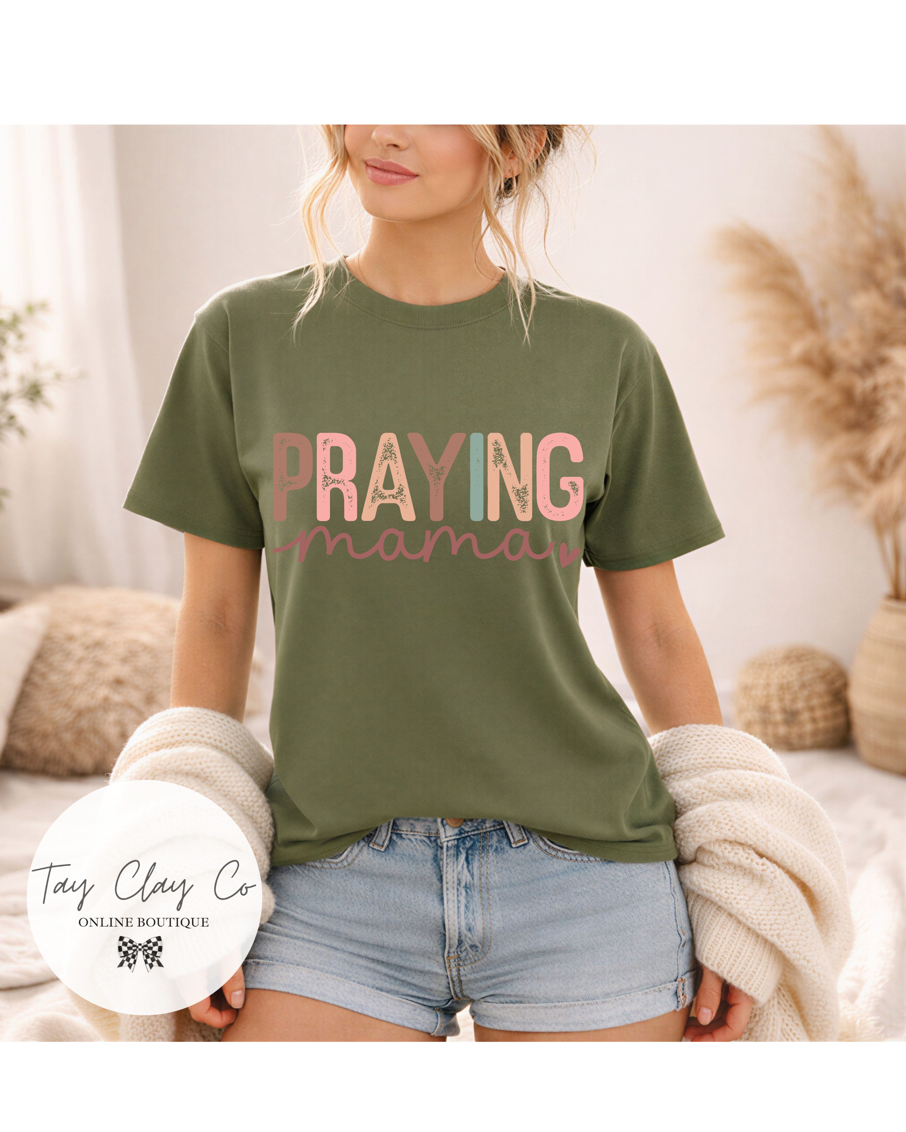 PRAYING MAMA