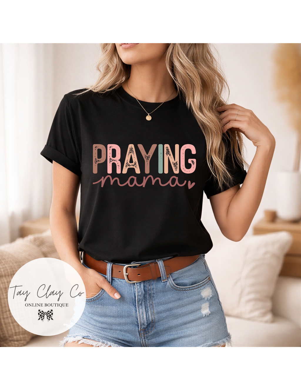 PRAYING MAMA