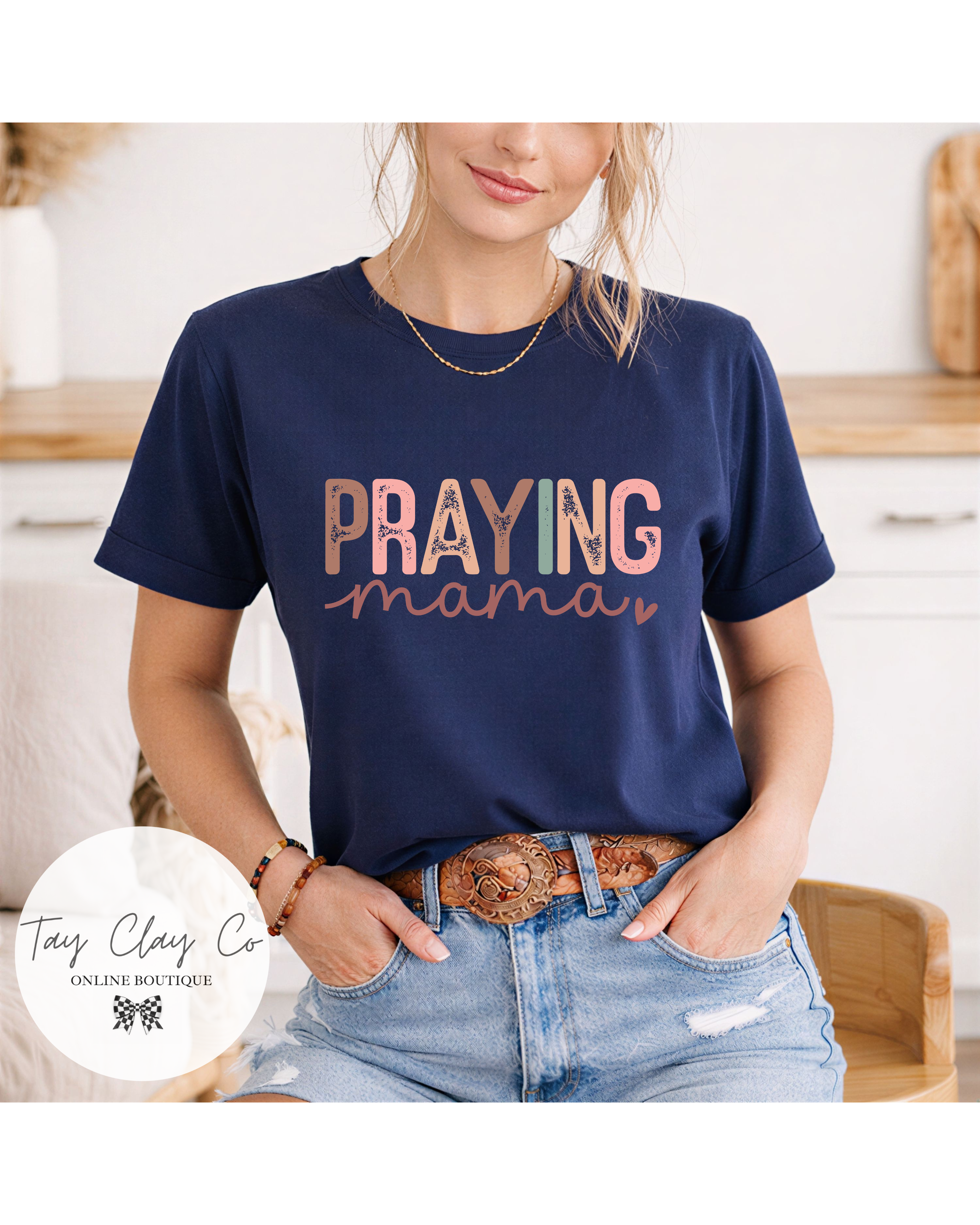 PRAYING MAMA