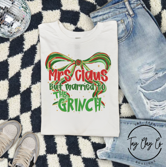 MRS CLAUS MARRIED TO THE GREEN GUY