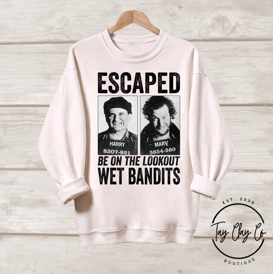 ESCAPED SWEATSHIRT
