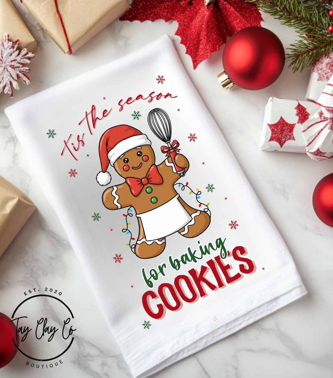 BAKING COOKIES  HAND TOWEL